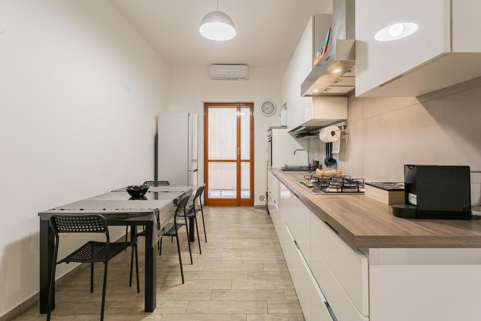 Petershouse Apartment Bari Exterior photo